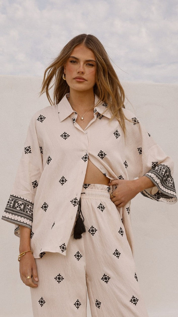 Deni Düğmeli Gömlek - Bej/Siyah