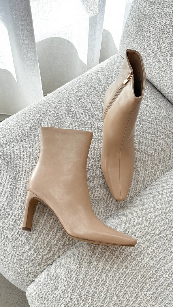 Treasure Boots - Susam Parıltısı